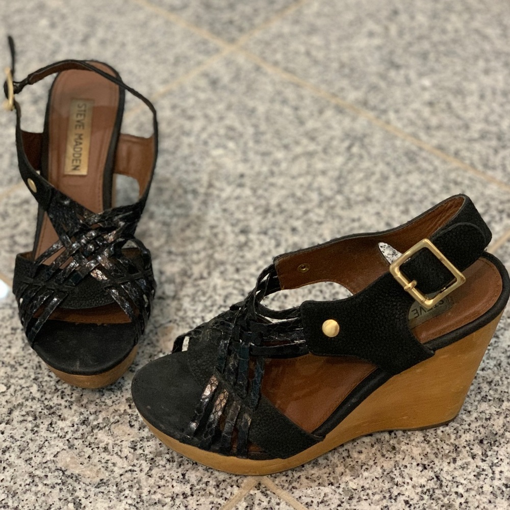 Steve Madden Turnpyke wedge
